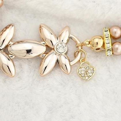 Women Pearl Butterfly Bracelet Watch Personality..